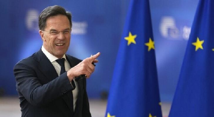 Rutte EU-pénzzel fizet a NATO-főtitkári posztért