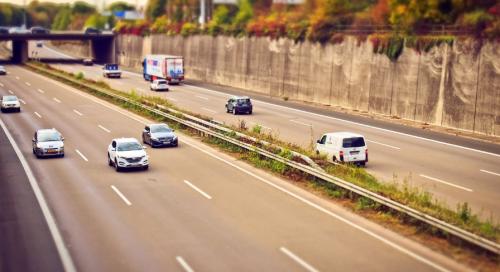 Pár nap múlva lejárnak a tavalyi autópálya-matricák - Komoly büntetést kaphatnak az autósok