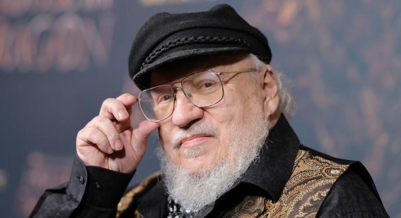 Már megint nem a Trónok harcát fejezi be! George R.R. Martin tudományos kutatást publikált, de nem akármilyet és nem akárkivel