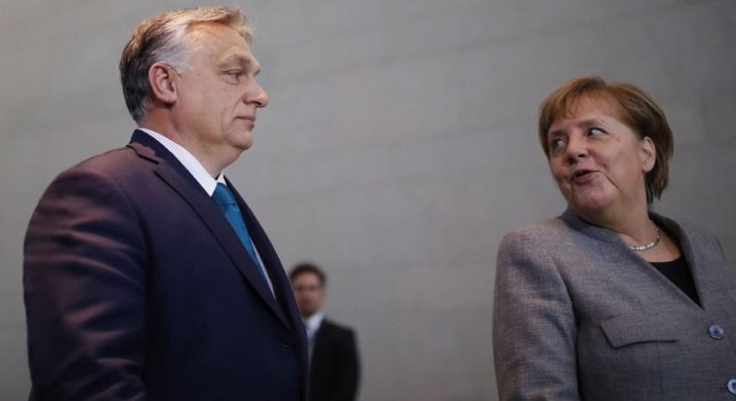 Megszólalt a brit történész: Végzetes hibát követett el Merkel amikor nem tett keresztbe Orbánnak