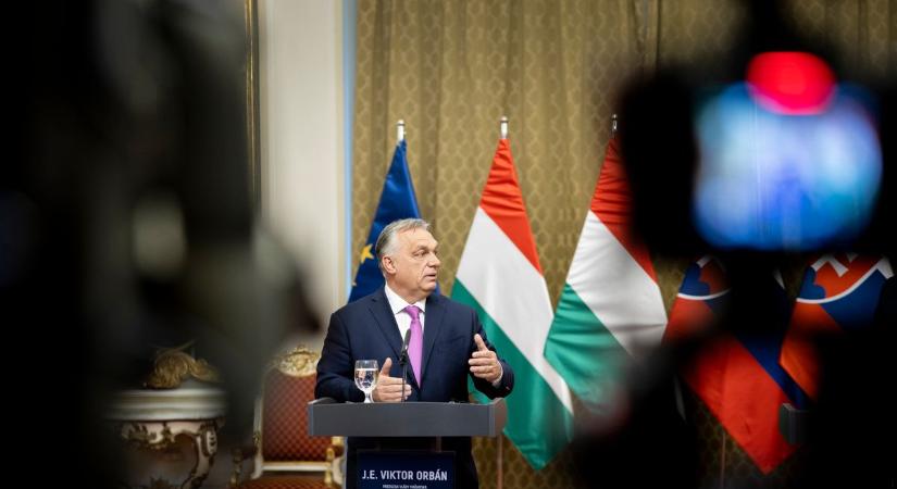 PM Orban Travels to United Arab Emirates