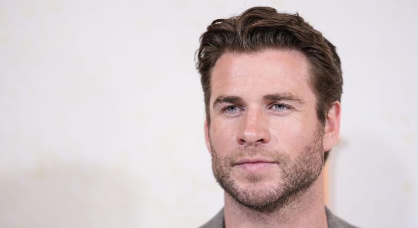 Ez a gyönyörű nő Liam Hemsworth ritkán látott barátnője, egyszerűen álomszép együtt a pár