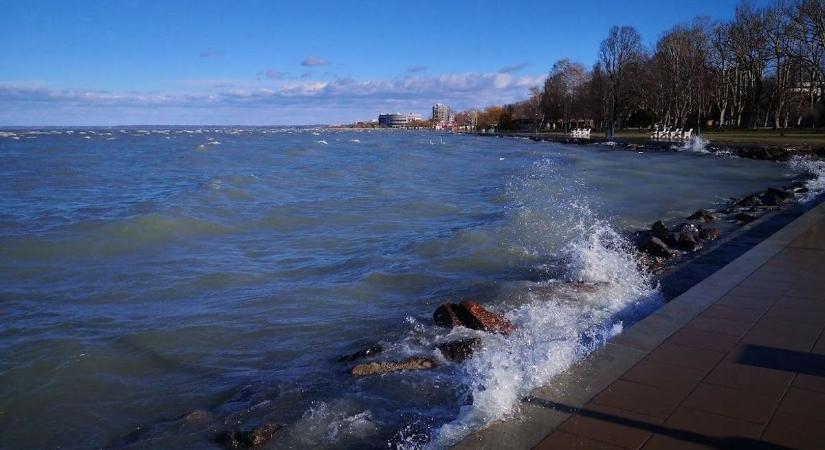 Vihar, nádastűz, rügyező fák – tavaszias időjárás volt Somogyban