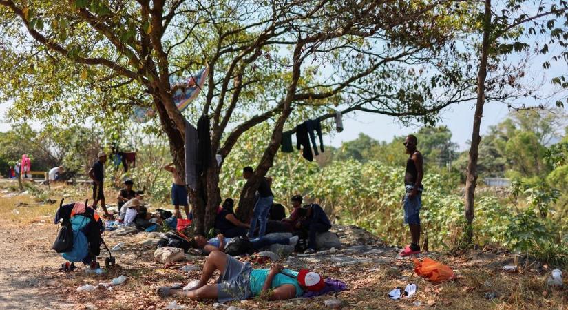 A Mexikói elnök elárulta, hány illegális migránst toloncoltak vissza az USA-ból egy hét alatt