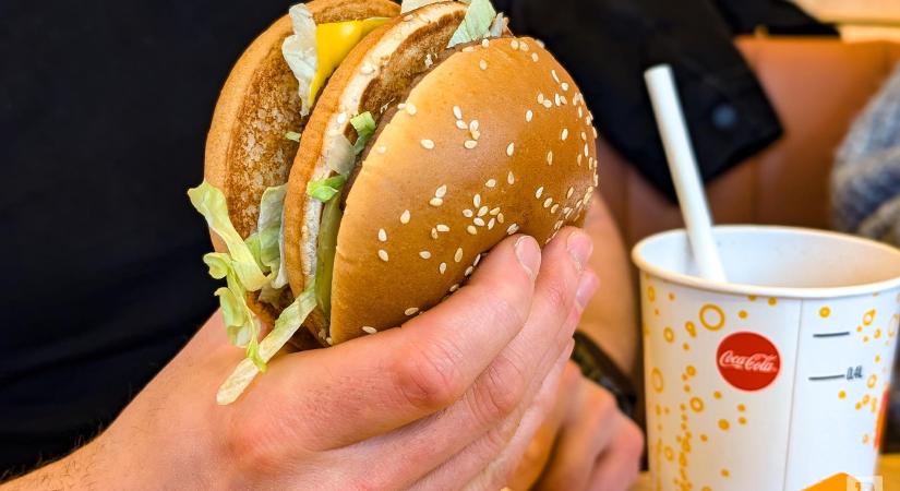 A McDonald’sban próbáltuk ki, jóllakunk-e hatan annyi kajával, amennyit a dél-koreai zabainfluenszer egyedül evett