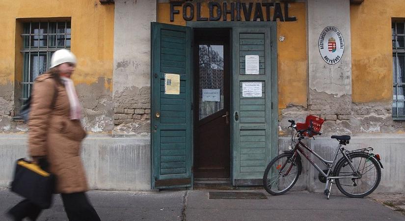 Földhivatal: fontos szabályok változtak meg – bírság járhat azért, ami eddig szabad volt