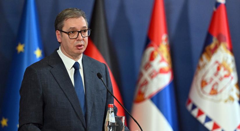 A szerb elnök rendkívüli beszédet tartott: Vučić engedett a tüntetőknek