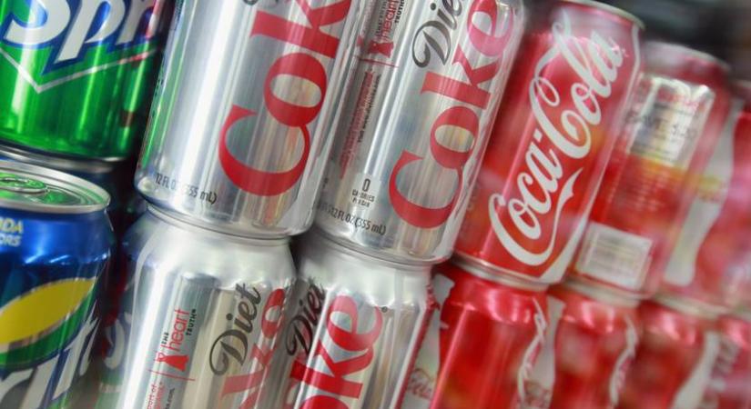 Vegyi anyag került több millió üdítőbe: a Coca Cola visszahívja az érintett termékeket Európában