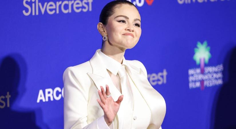 Túllőtt a célon: Selena Gomezt szétszedték az internetezők a sírós videó miatt