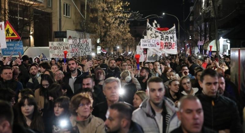 Szerbiában új kormány létrehozást fontolgatja Vučić, de előrehozott választások is lehetnek