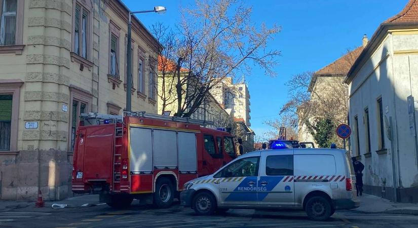 Gázvezeték sérült meg Győrben  olvasói fotó