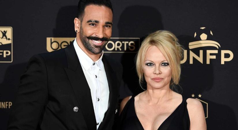 Szexi képsorozattal jelentkezett Pamela Anderson, egyre dögösebb a korral a Baywatch bombázója - Fotók!