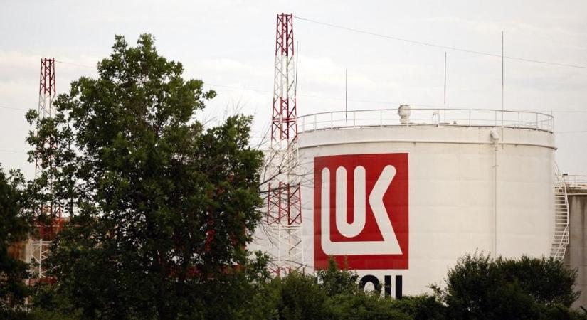 Lukoil raktárat semmisítettek meg az ukránok – videó