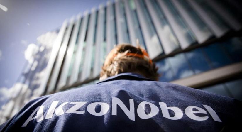 Kibújt a rozsda a lakk alól: az Akzo Nobel a festékpiac beszáradásától tart