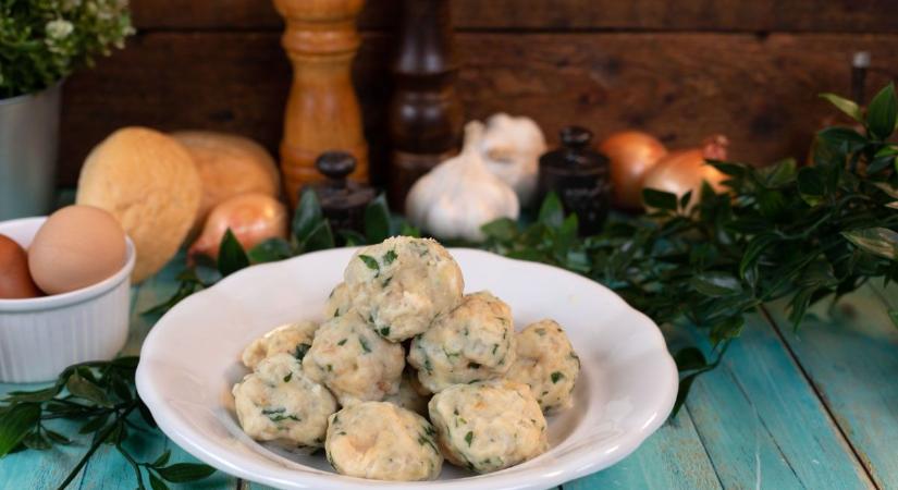 A zsemlegombóc, ami nem csak vadas mellé tökéletes: íme a recept