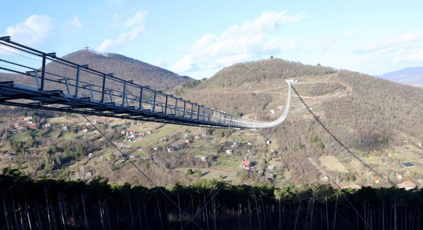 A világelit csúcsán a sátoraljaújhelyi függőhíd - képek, videó