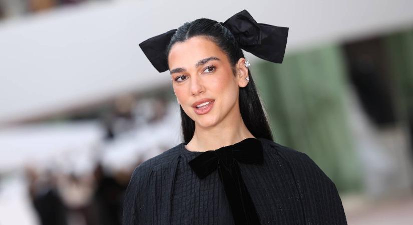 Így romantikázott Dua Lipa a pasijával