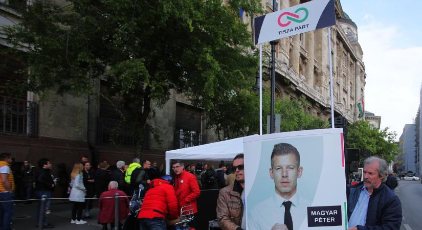 Jól jövedelmező biznisz a politizálás Magyar Péternek