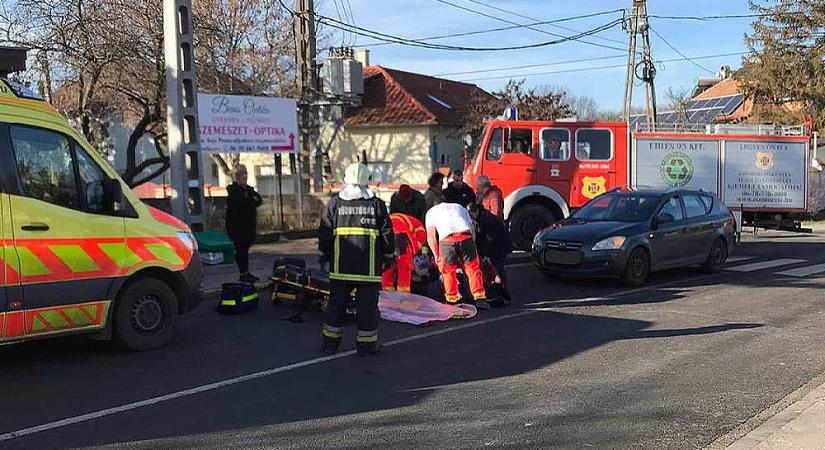 „Ment volna elhunyt felesége sírjához, nem ezt érdemelte” – zebrán gázoltak el egy idős férfit Csömörön, a nyugdíjas meghalt