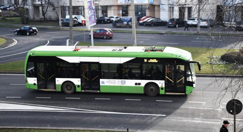 Forgalomba helyezték Szatmárnémeti első elektromos buszait