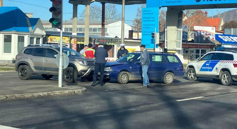 Mi történik megint? Újabb baleset, most Pécsen