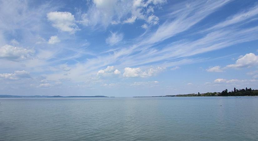 Változik a Balaton: nyolc éve befagyott, most rekordmeleget mérnek