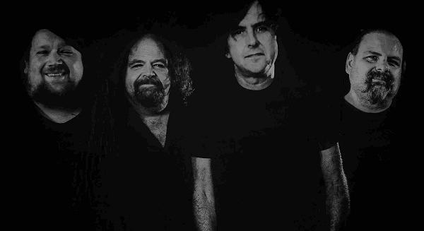 A Napalm Death díszes társaság kíséretében érkezik február 20-án Budapestre