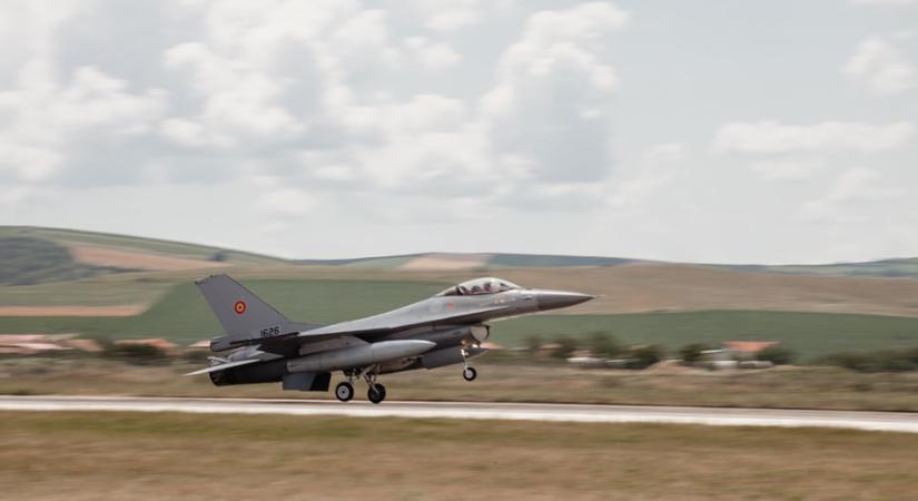 Újabb F-16-os vadászrepülő érkezett Norvégiából