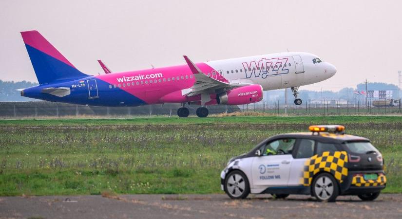 Kényszerleszállást hajtott végre a Debrecenbe tartó Wizz Air-járat