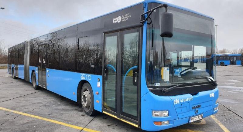 Sokkoló tragédia történt a BKK egyik buszán: holttestet találtak az üléseken