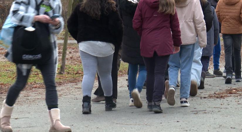 Bombariadó: mutatjuk a rendőrség közleményét, ennyi iskola érintett!