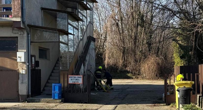 Kiürítették a balatonlellei mentőállomást