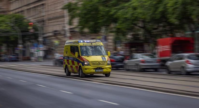 Három hónapos csecsemő életéért küzdöttek a mentők Hajdú-Biharban