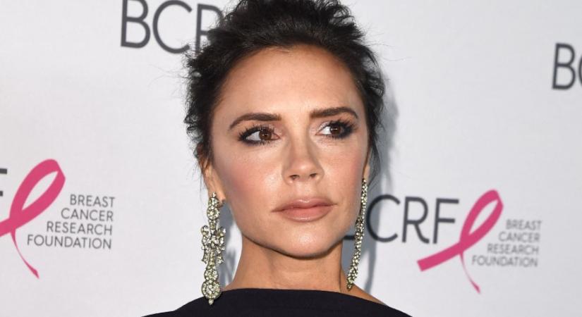 Victoria Beckham is imádja az év egyik legmenőbb körömtrendjét