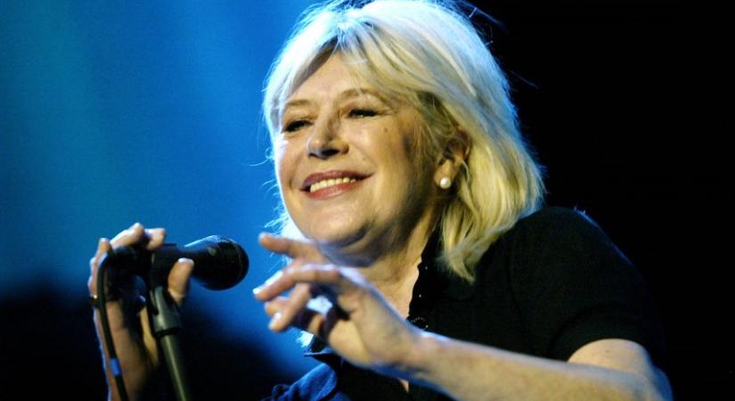 Elhunyt Marianne Faithfull angol énekes és színésznő