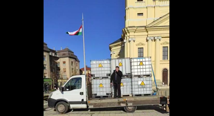 Akkumulátorgyár-ellenes tüntetés Debrecenben: ÉLŐ közvetítés