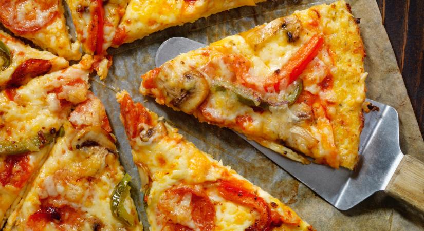 Karfiolpizza: ropogós pizza diétázóknak is – mindössze 3 hozzávalóból!