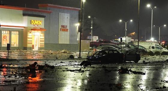 Mindenki meghalt azon a kisrepülőgépen, ami Philadelphiában zuhant le