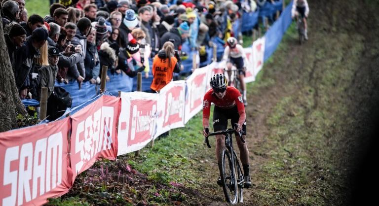 Ötödikként zárt a cyclo-cross világbajnokságon Vas Blanka