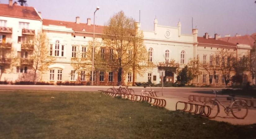 Úttörőházból szálloda? Egy elhagyatott épület története – galériával