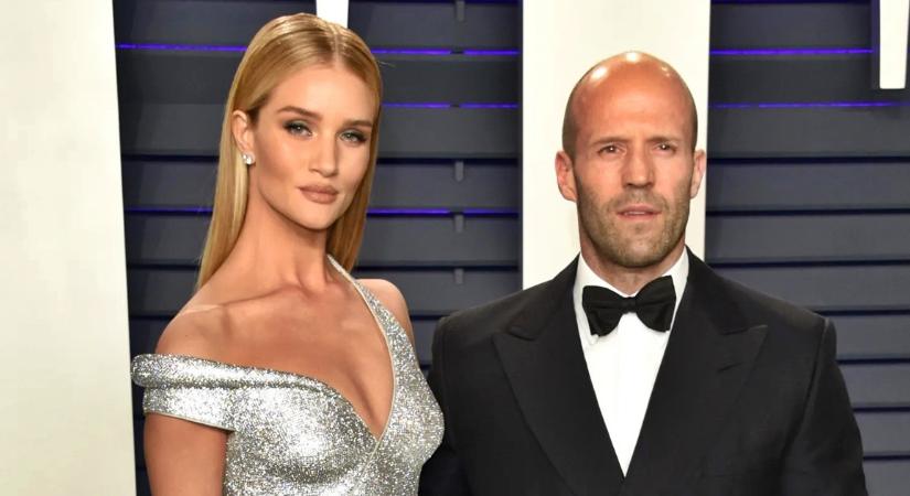 Így fest Jason Statham kedvese smink nélkül – alig hiszed el, hogy ő az!