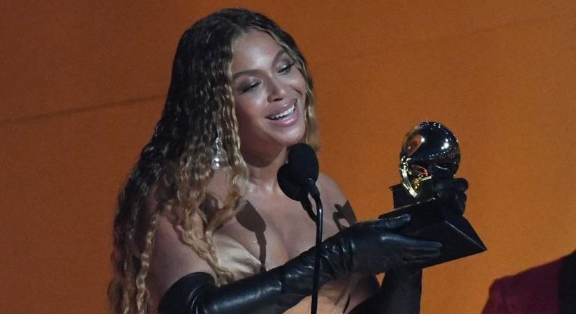 Beyonce történelmet írt – első fekete előadóként díjazták a country műfajában