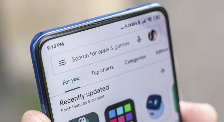 A Google elképesztő mennyiségű alkalmazást és csalót vágott ki a Play Store-ból