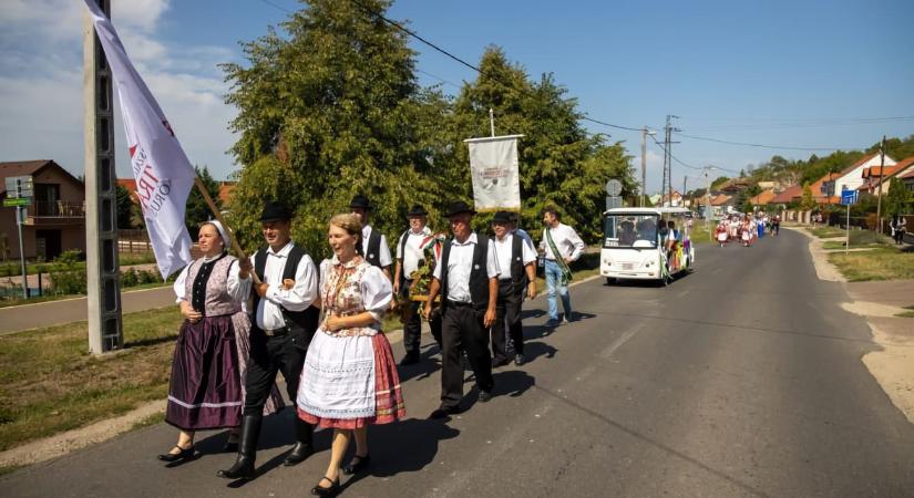 Szüretindító Bortúrára 2025 Egerszalók