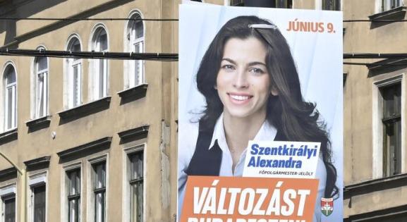 Rendesen megkéri tanácsai árát a honvédelmi miniszter felesége