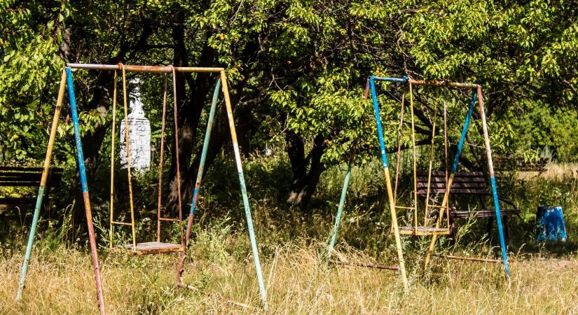 Teljesen leamortizálódott a Velencei-tó csodás üdülője, 15 éve még gyerekzsivajtól volt hangos az épület