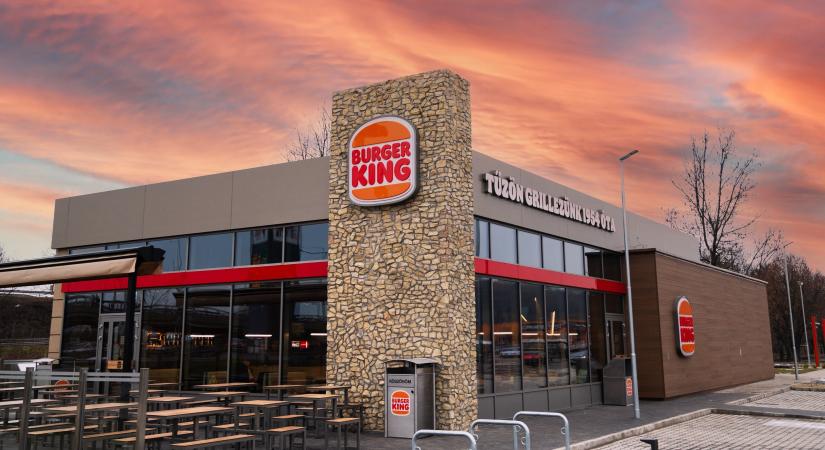 Az Omszk tó mellett nyílt új Burger King