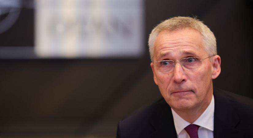 Visszatér a közéletbe Jens Stoltenberg