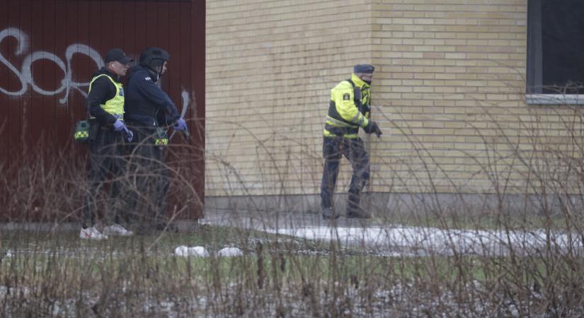 Tíz ember halt meg a svédországi lövöldözésben