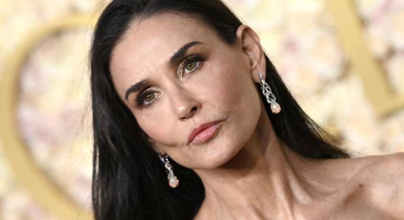 Demi Moore a plasztikái előtt, smink nélkül: mintha egy másik ember lenne